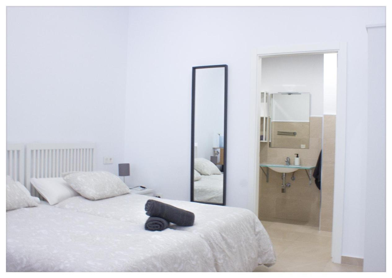 Estacion-Centro Vialia Apartment Малага Екстериор снимка